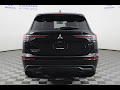 2025 Mitsubishi Outlander ES